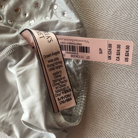 NWT Victoria’s Secret Bra (36D) and Panty (S) - Picture 4 of 7